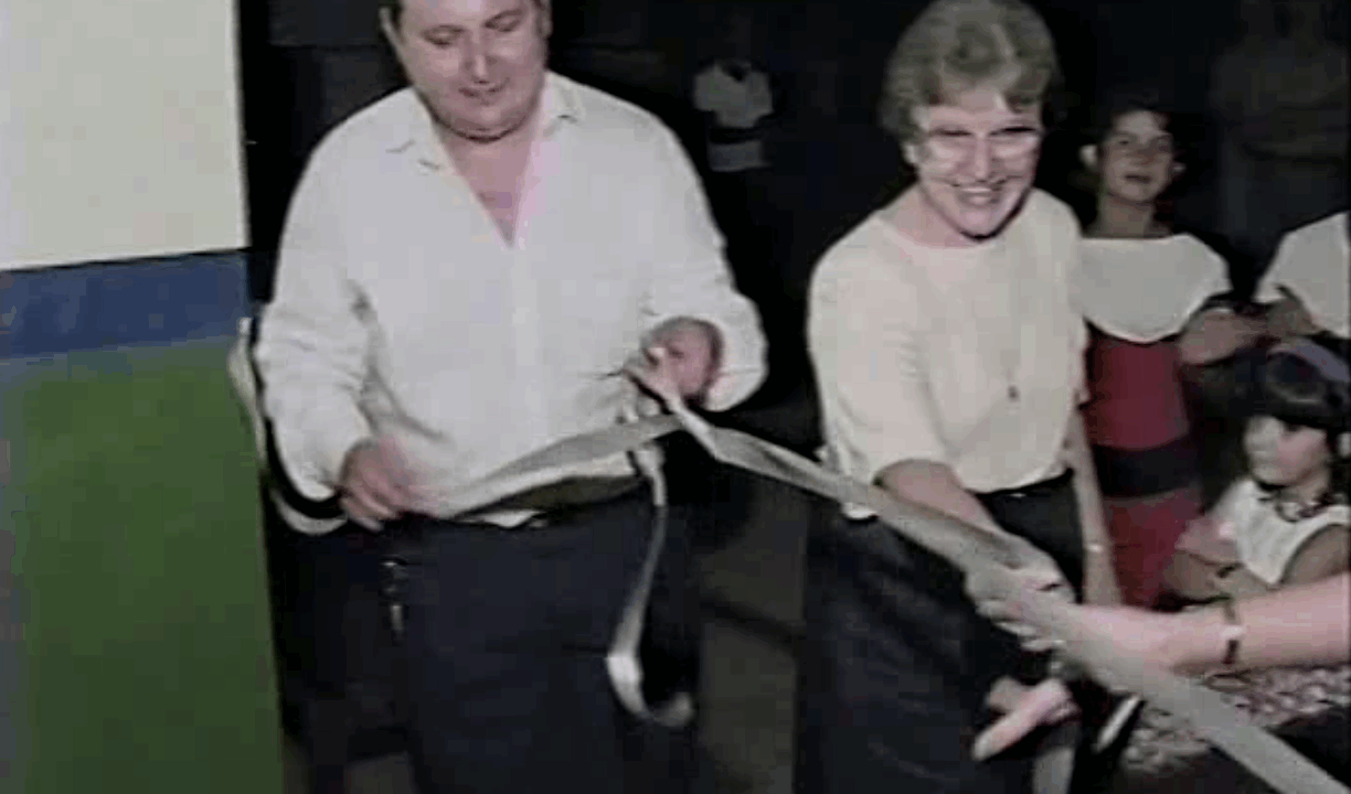 Publicado no YouTube: Inauguração da Escola Santa Regina – Memórias de Pitanga